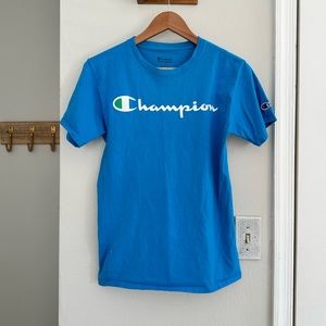 Champion Athletic wear graphic t-shirt sz: Small